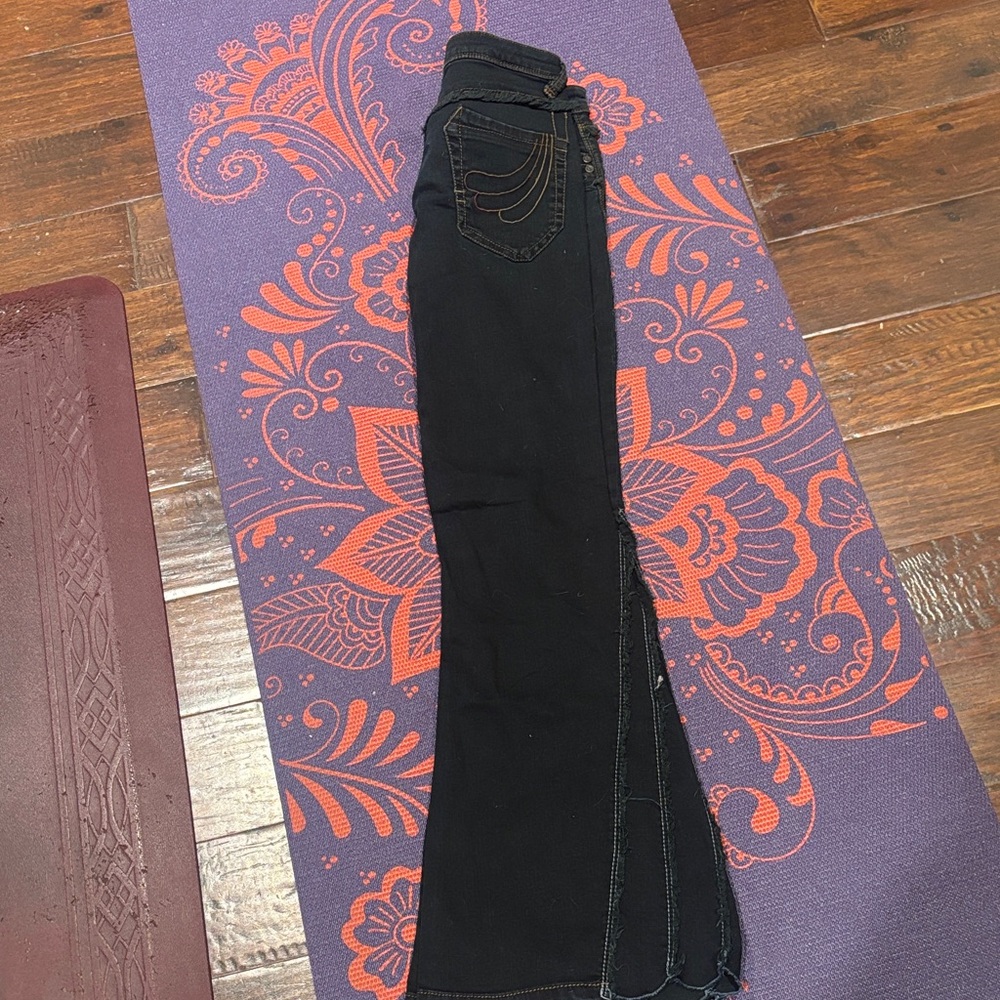 Bebe Vintage Black Flared Unique Jeans - Picture 2 of 9